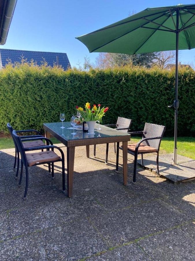 Ferienhauser Lensterstrand Bagian luar foto